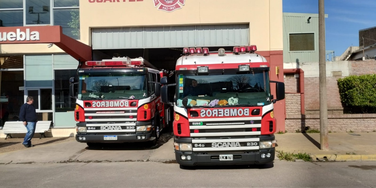 Bomberos de Olavarr�a y de todo el pa�s protestaron con un �sirenazo�